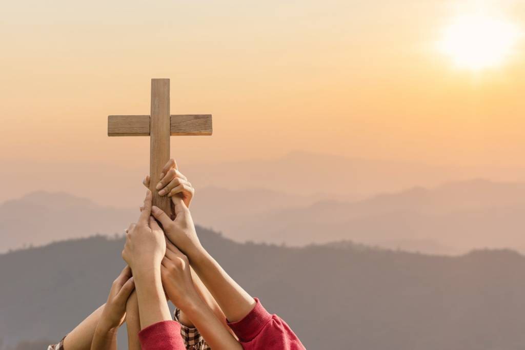 そこで、知恵のない者ではなく、知恵のある者として、どのように歩んでいるか、よく注意しなさい。

時をよく用いなさい。今は